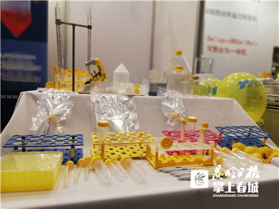 110名大咖聚昆探討醫(yī)藥研發(fā) 中國(guó)生物制品年會(huì)在昆召開(kāi)